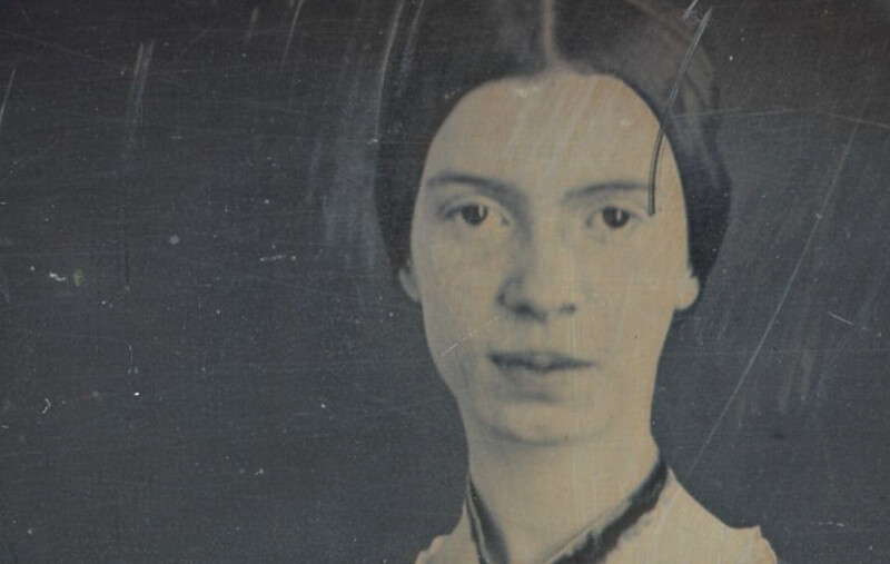 Emily Dickinson, dall’isolamento parlava a tutti noi