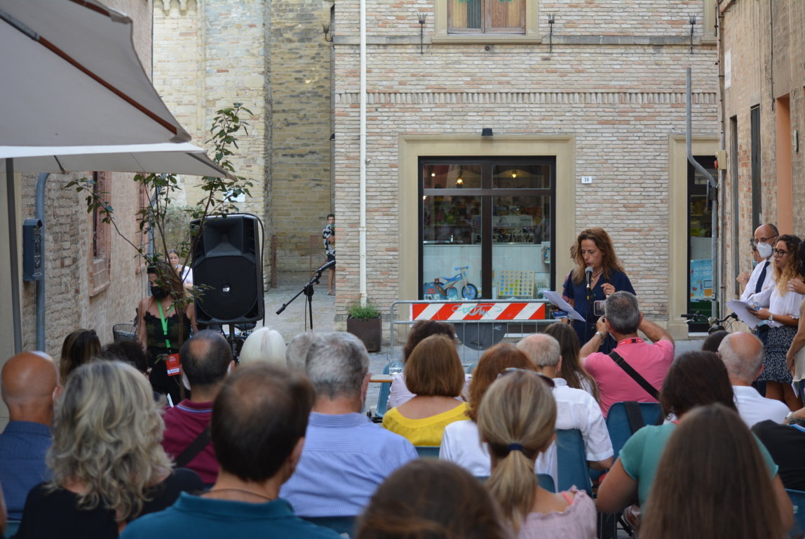 Dante a Passaggi Festival: il poeta fiorentino tra scienza e letteratura